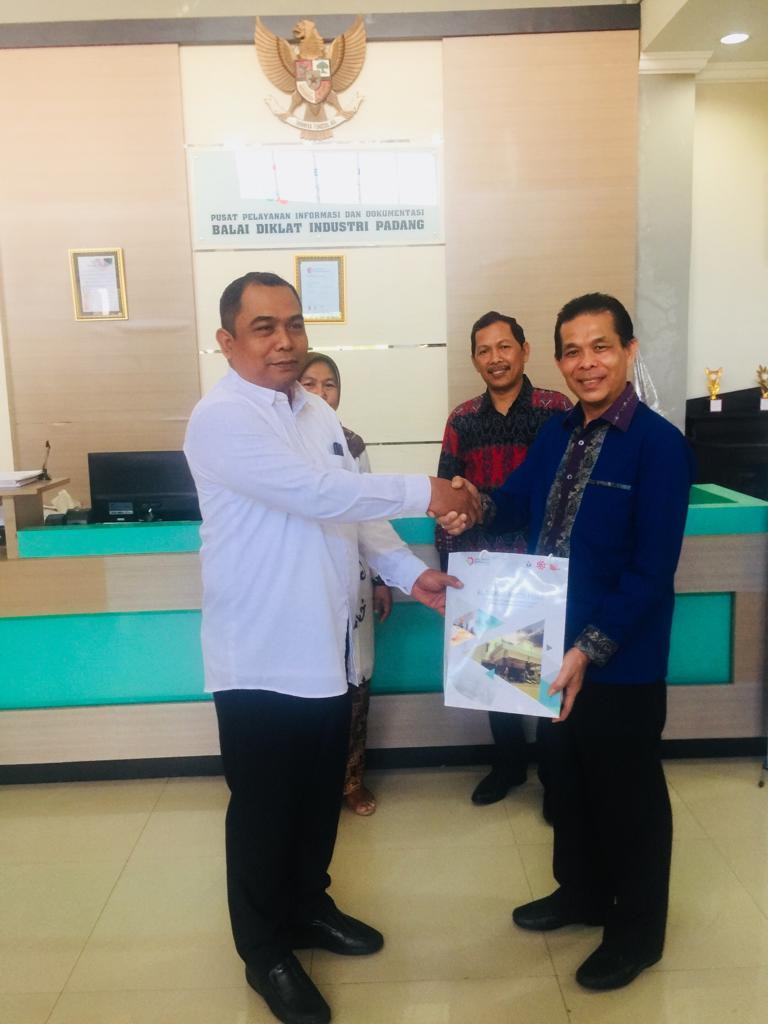 Pemkab Kuansing Jajaki Kerjasama dengan Balai Industri Padang